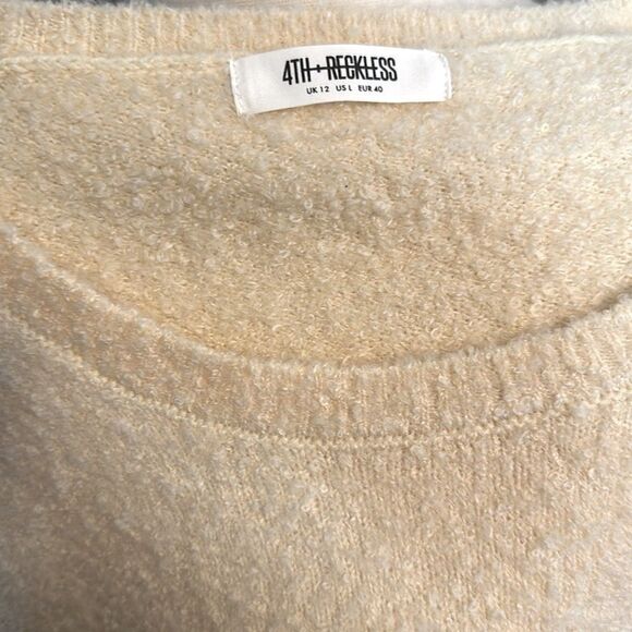 4th & Reckless - Kairo Bell Sleeve Bouclé Sweatshirt (New from Nordstrom) sz L - Picture 8 of 10